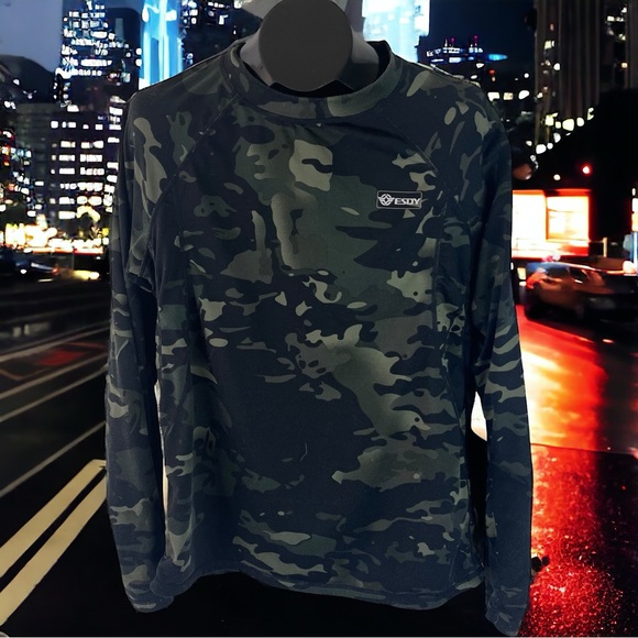 ESDY Long Sleeve Workout Shirt Size XL - Picture 3 of 10